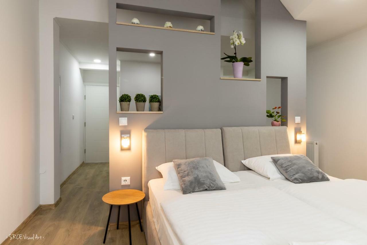 Apartmani Gundulic Osijek Extérieur photo