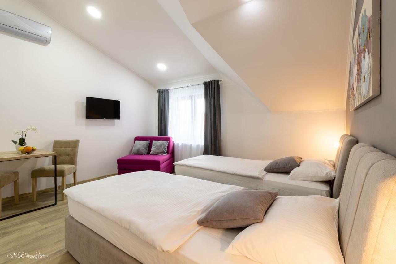 Apartmani Gundulic Osijek Extérieur photo